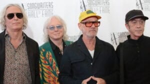 R.E.M. Stories- Fans can now share personal stories about R.E.M. on new website (1)